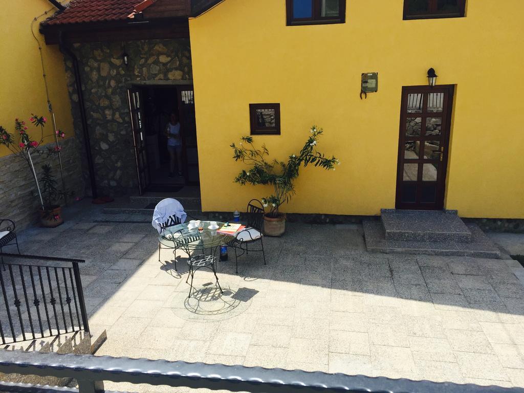 Hotel Mai Danube Ieşelniţa Exterior foto