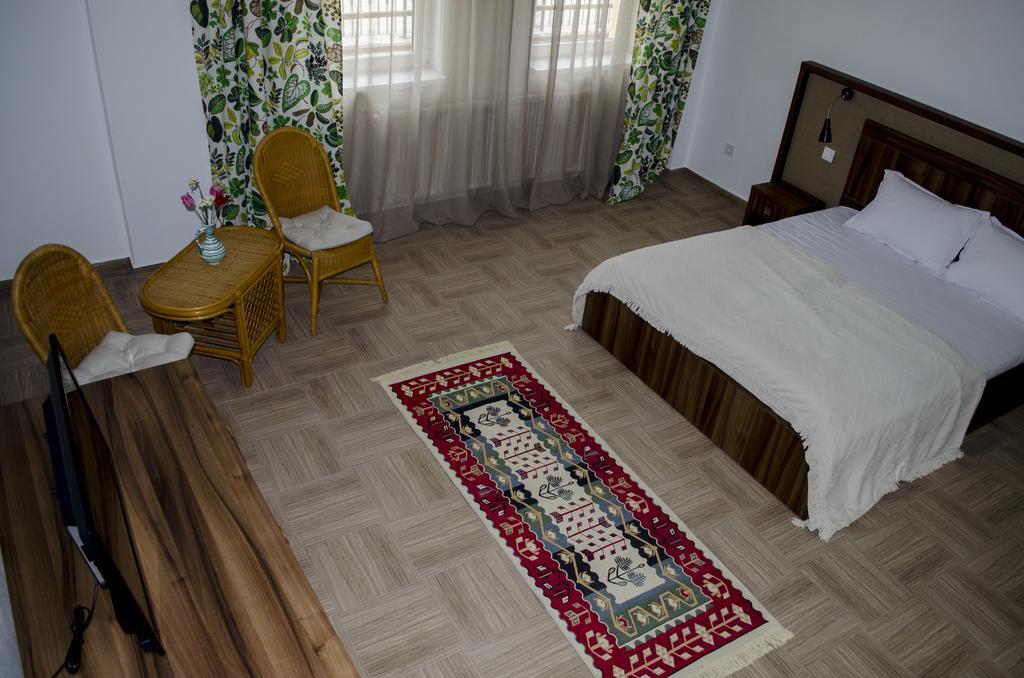 Hotel Mai Danube Ieşelniţa Exterior foto